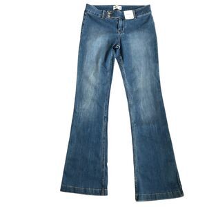 Abercrombie Kids Girl’s Med Denim Wash Low Rise Boot Long Jean Size‎ 17/18 NWT